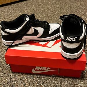 Brand new panda dunks size 4.5y
